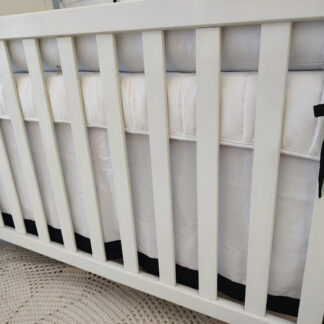 Saia de Berço Preto e Branco