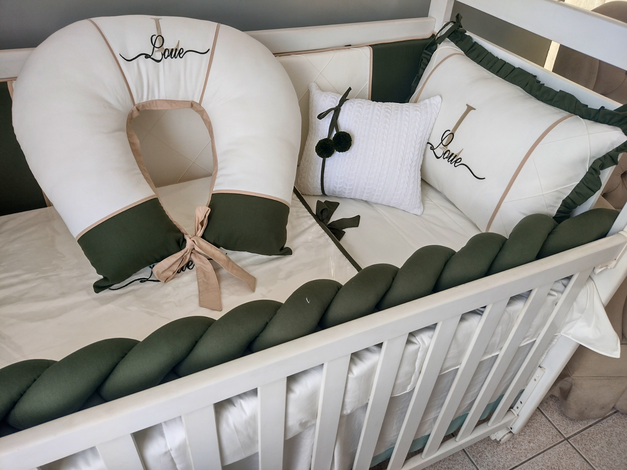 Kit Berço Verde Militar Dourado - Imagem 2