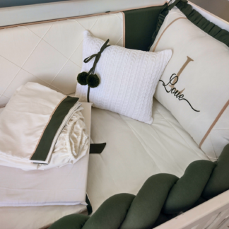 Kit Berço Verde Militar Dourado