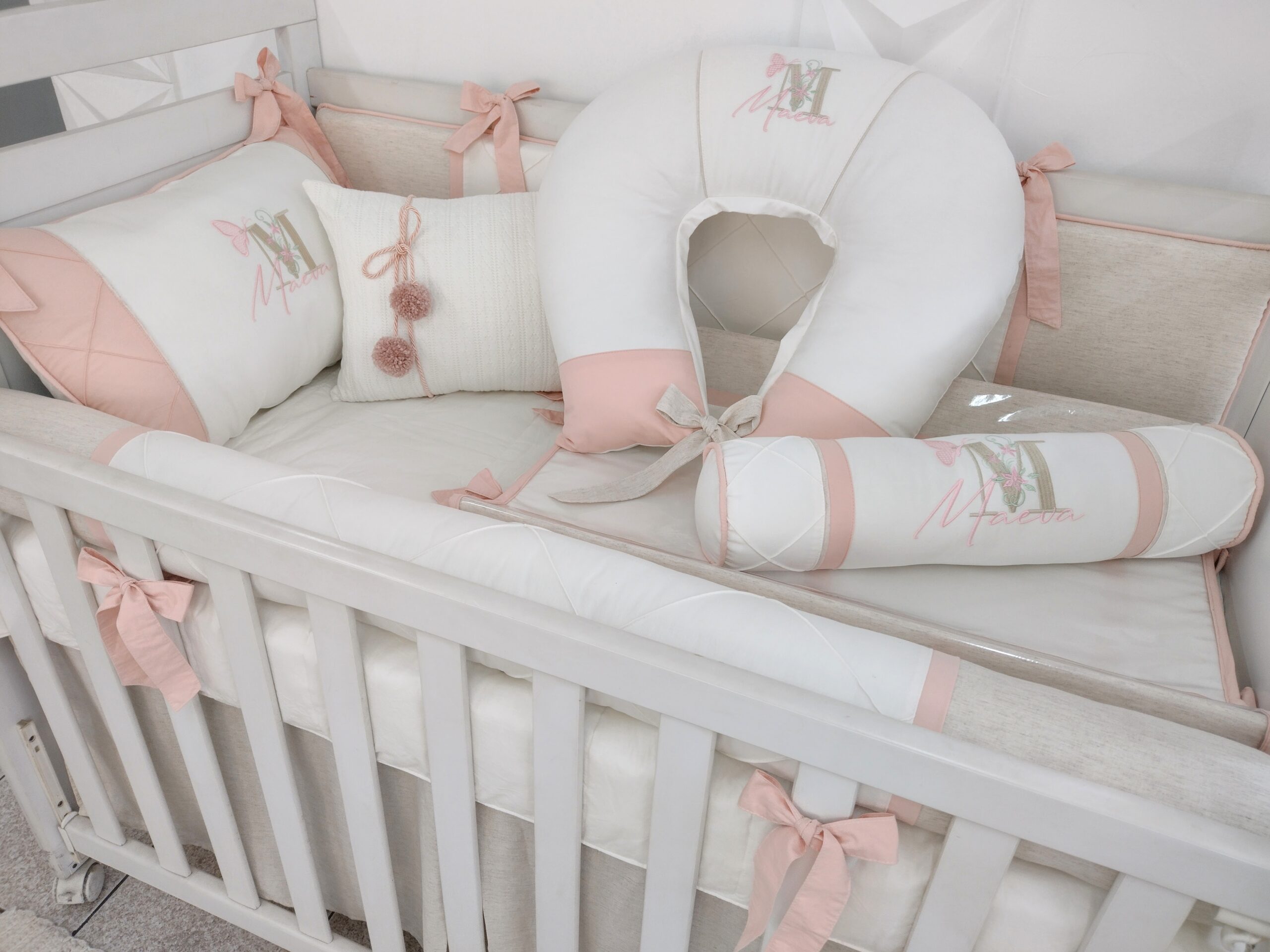 Kit Berço Off White e Rosê - Imagem 2