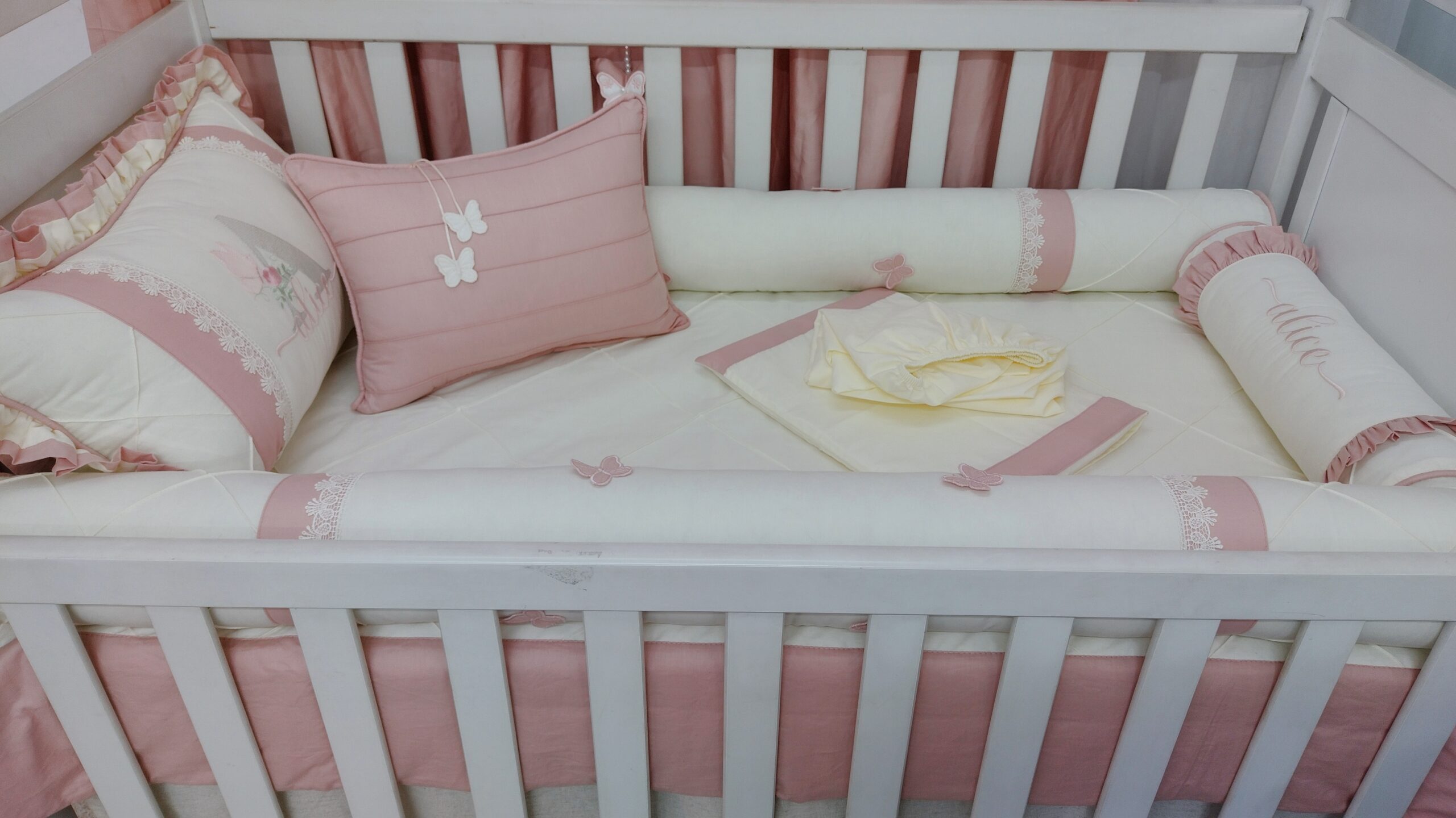 Kit Berço Borboleta Rose Off White - Imagem 4