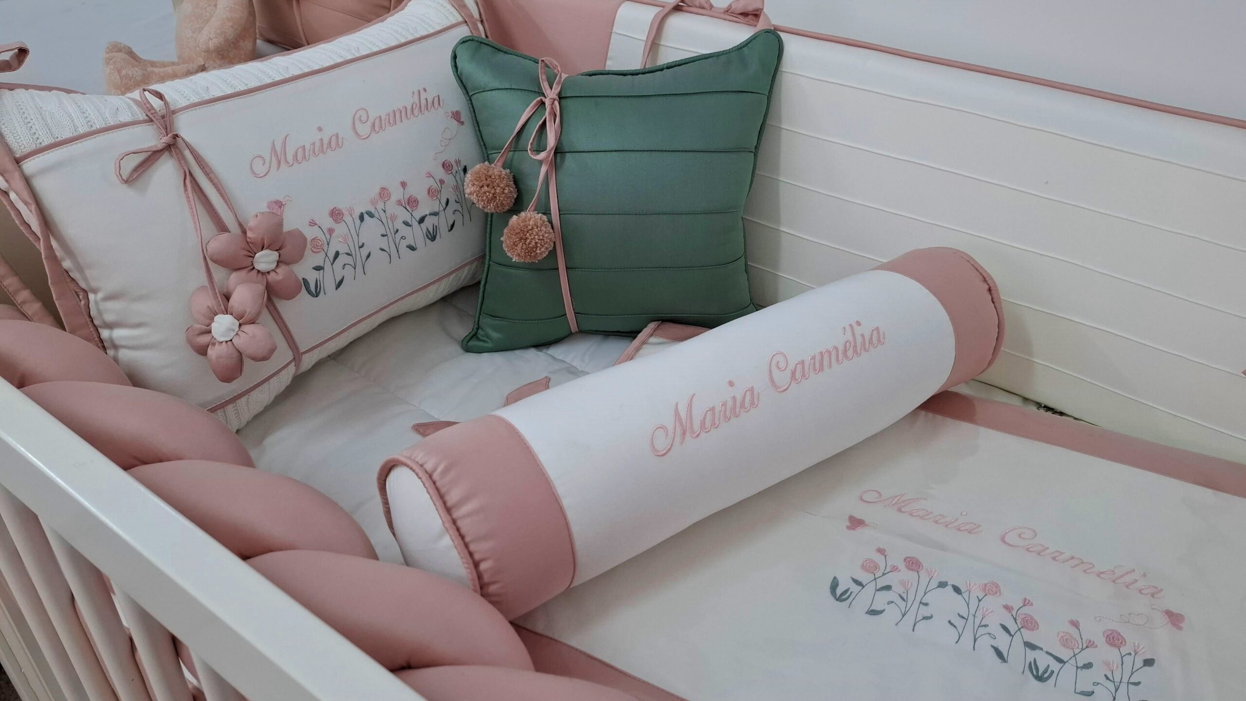 Kit Berço Jardim Encantado Tricô